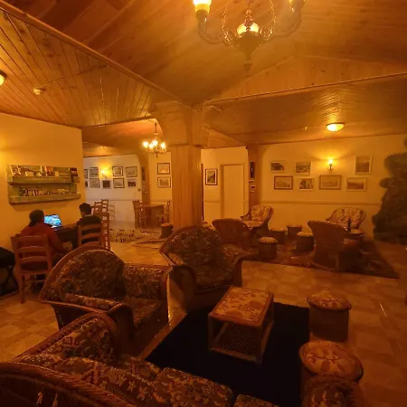 Sleep And Go In In Nature B&B 산타나